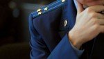 Решением суда по иску прокуратуры на учреждение здравоохранения возложена обязанность обеспечить население медперсоналом